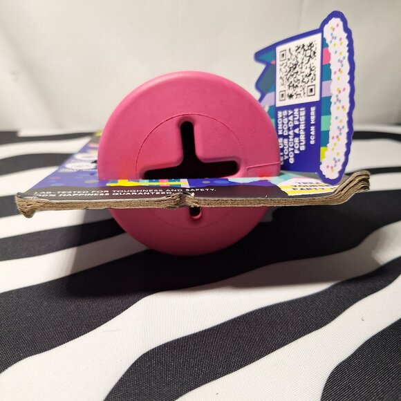 NWT Bark Super Chewer Party Animals Treat Yourself Party Hat Dog Toy M-L - Picture 3 of 3